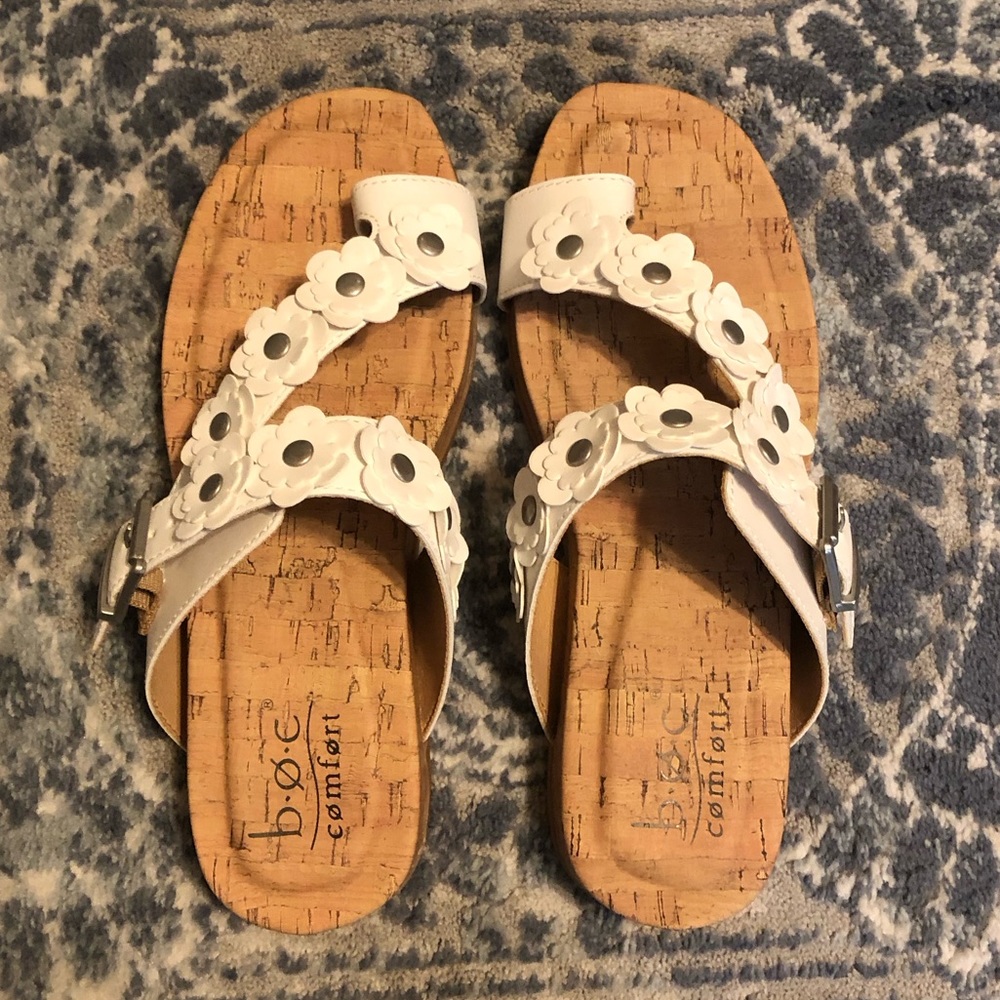 b.o.c. sandals with white flowers. Size 7